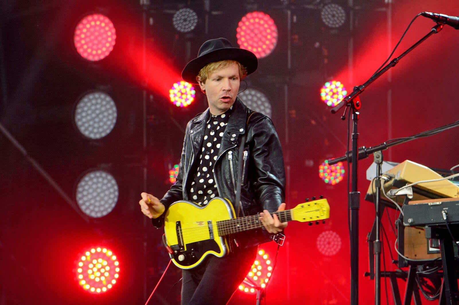 Beck Tickets Beck Concert Tickets And Tour Dates Stubhub