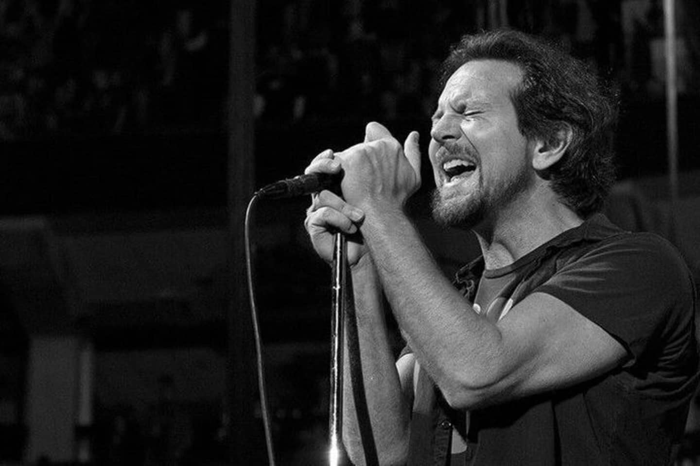 Pearl Jam Tickets | Pearl Jam Tour Dates and Concert Tickets - viagogo