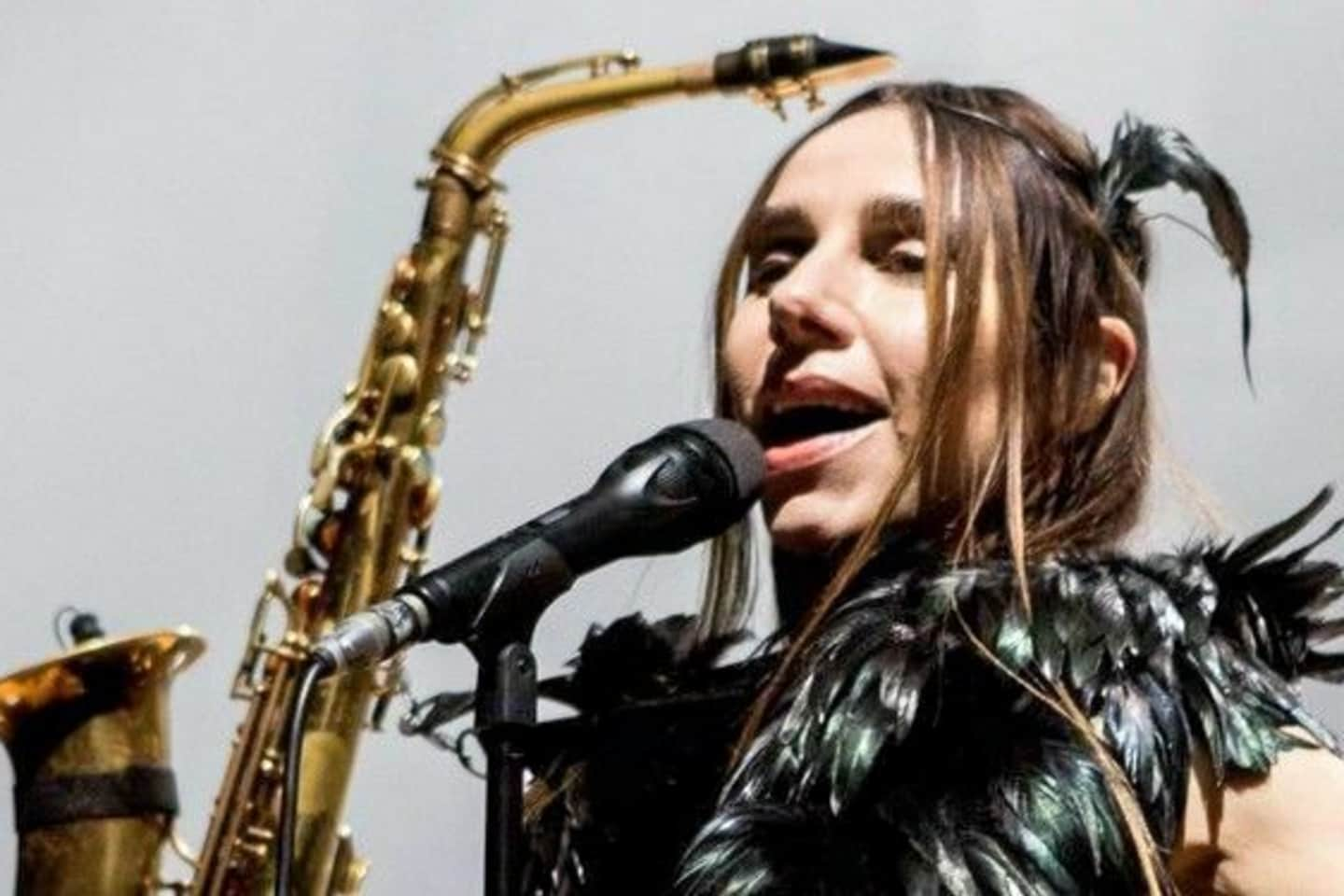 PJ Harvey Tickets PJ Harvey Tour Dates 2024 and Concert Tickets viagogo