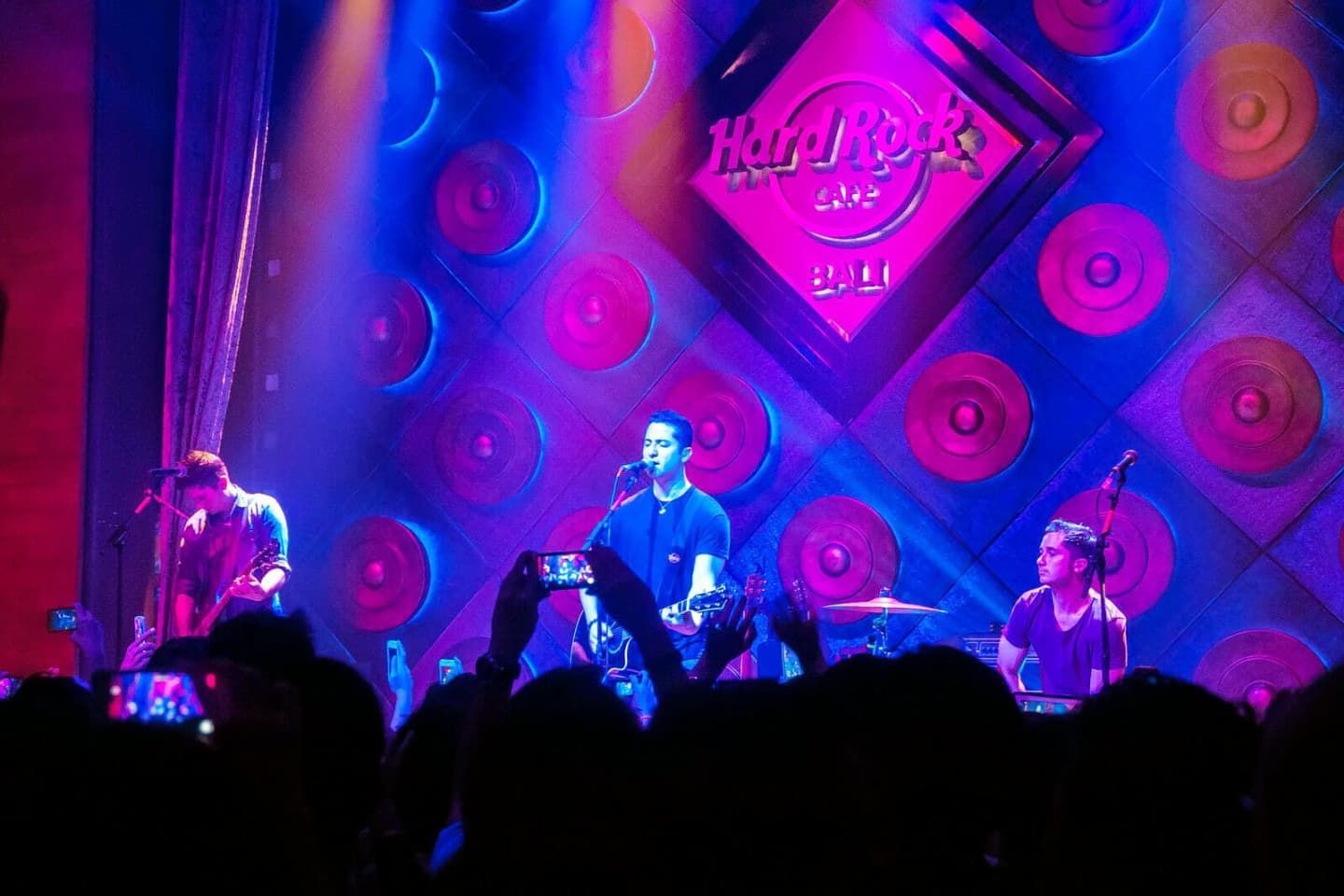 Boyce Avenue Tickets Boyce Avenue Tour and Concert Tickets viagogo