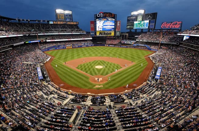 Pittsburgh Pirates at New York Mets Tickets (Gary Cohen Bobblehead Giveaway)