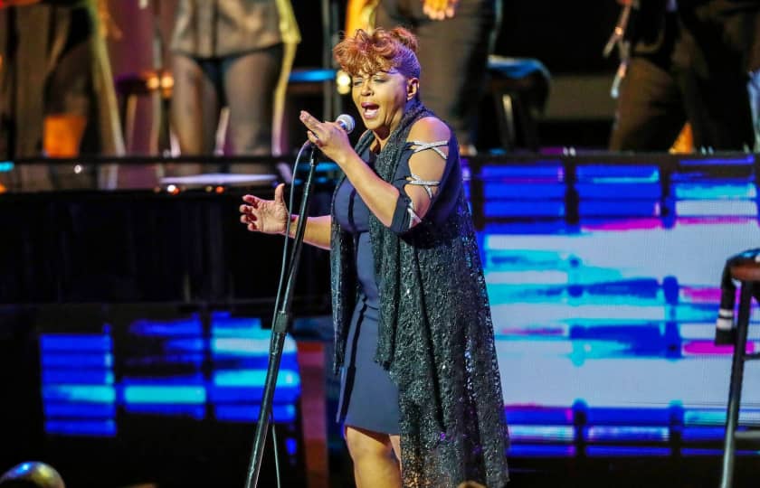 Anita Baker Tickets - Anita Baker Concert Tickets and Tour Dates - StubHub