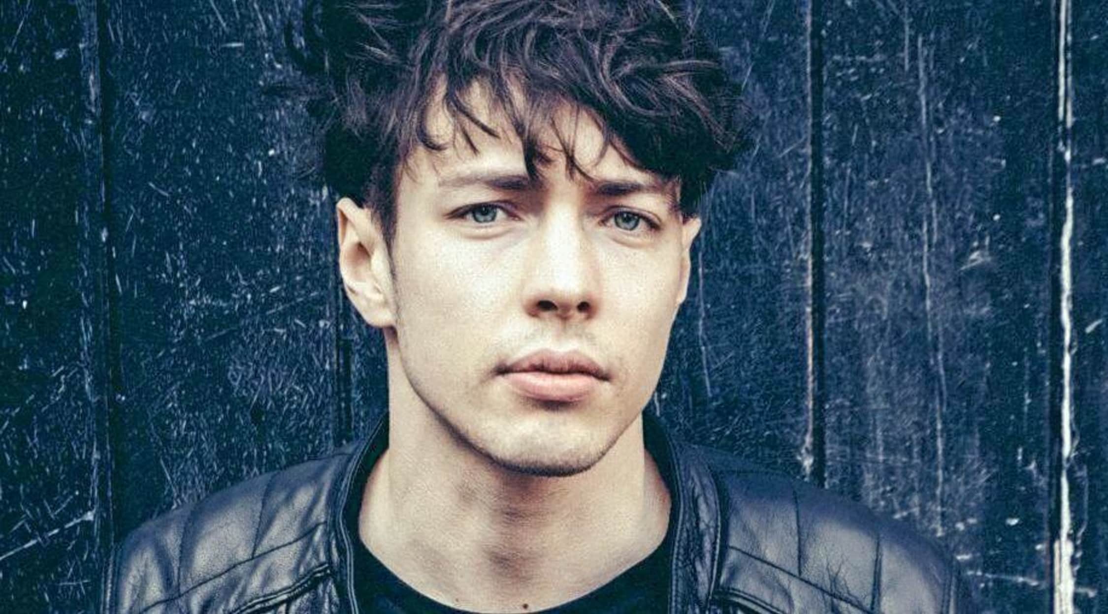 Barns Courtney Tour 2025 Adara Annnora