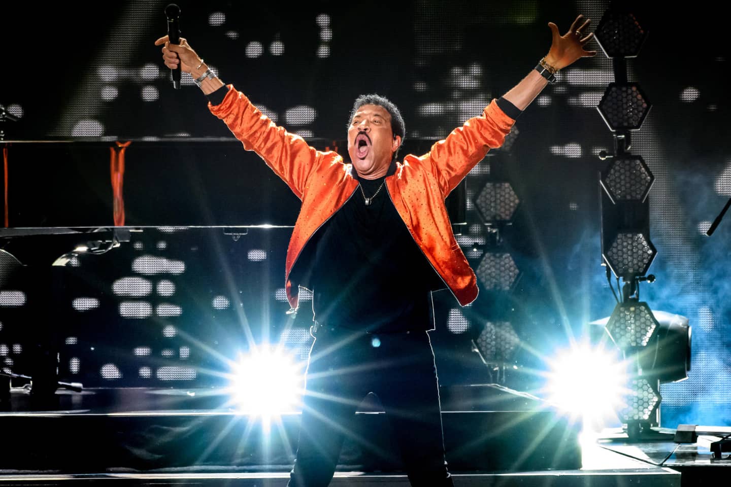 Lionel Richie Tour 2025 Tickets And Locations Daichi demeer