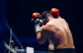 Bilety na Joe Deguardia's Star Boxing