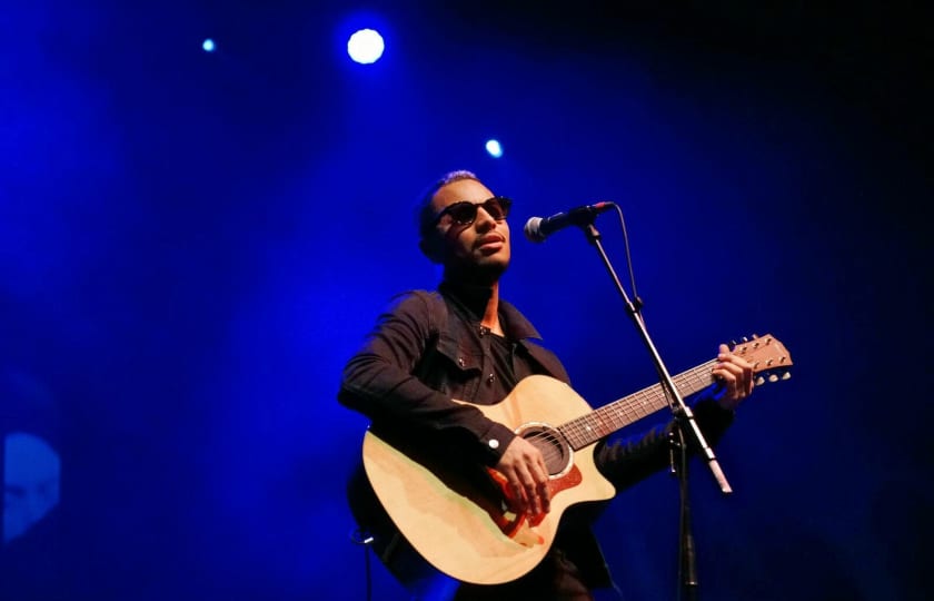Jose james