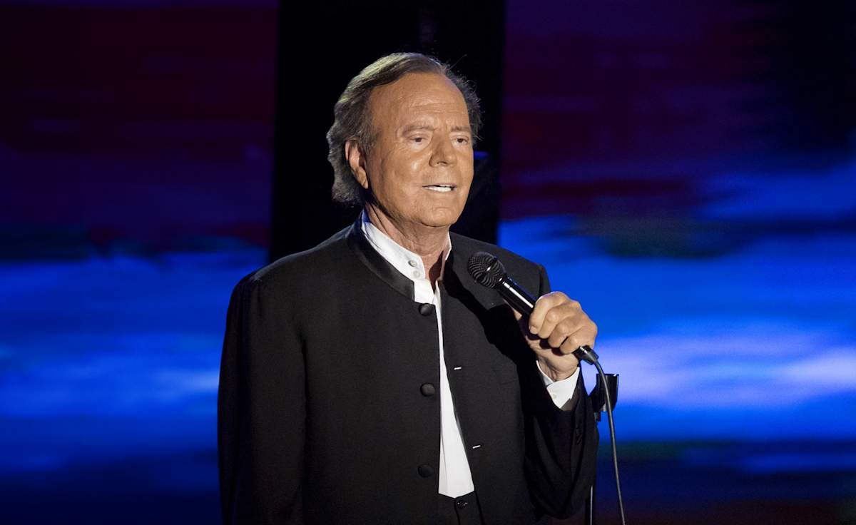 Julio Iglesias