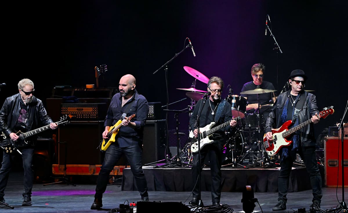 Blue Oyster Cult