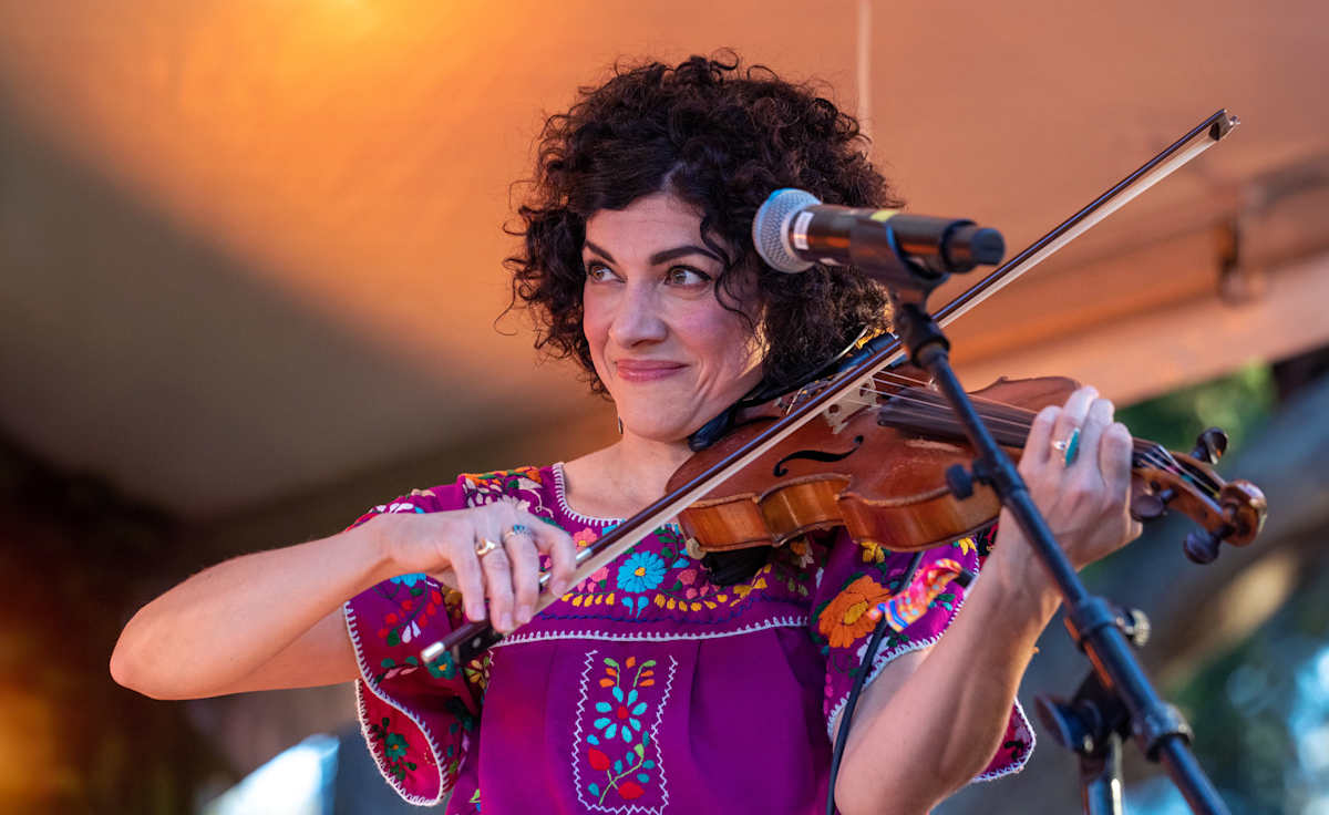 Carrie Rodriguez