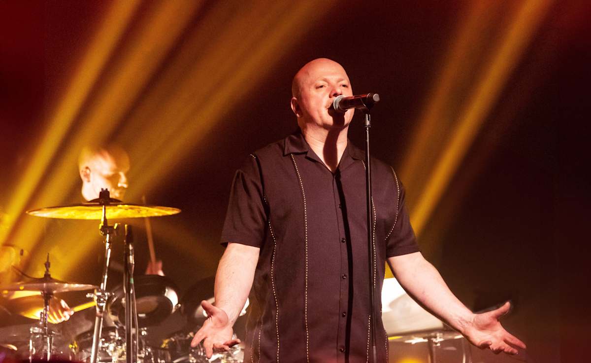 VNV Nation