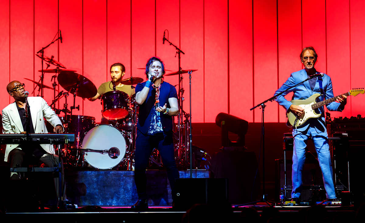 Mike & The Mechanics