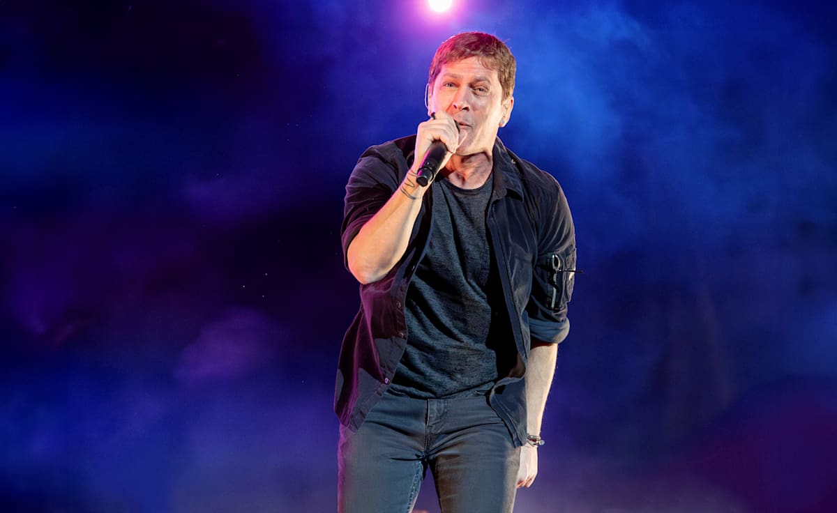 Rob Thomas
