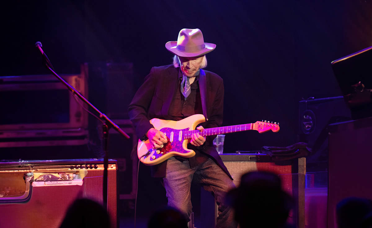Dave Alvin