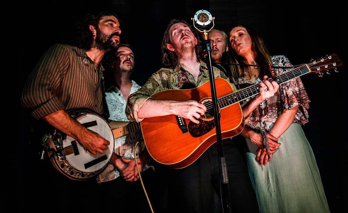 The Paper Kites