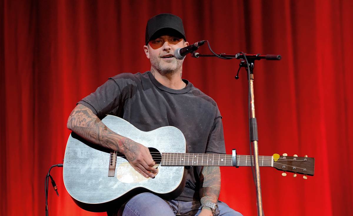 Dallas Smith