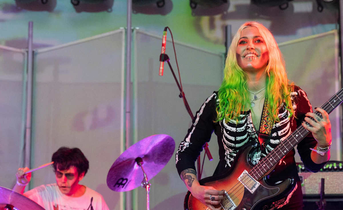 Frankie and The Witch Fingers