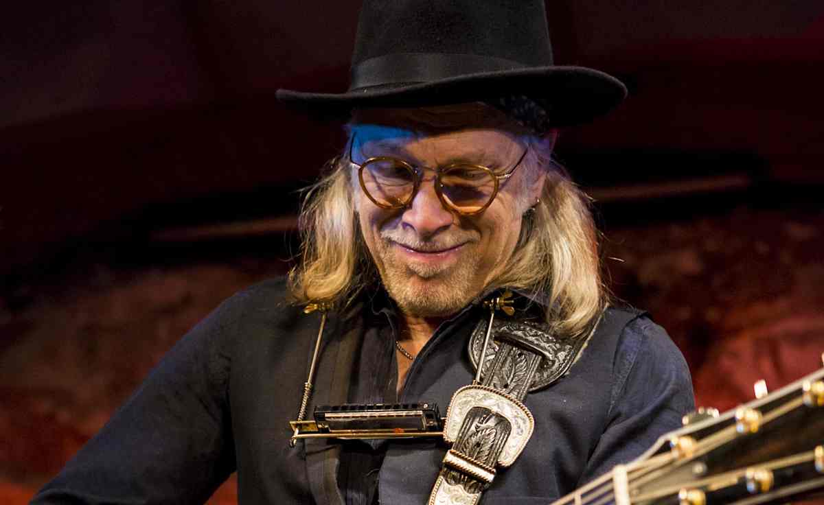 Elliott Murphy