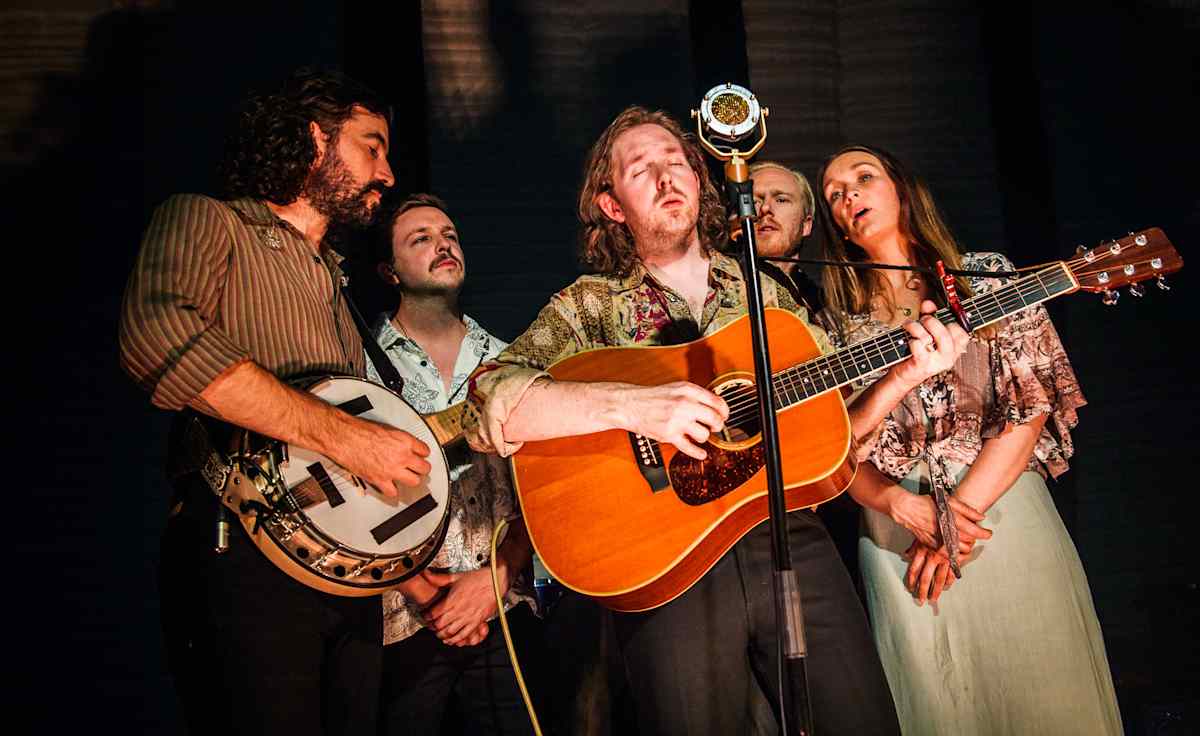The Paper Kites