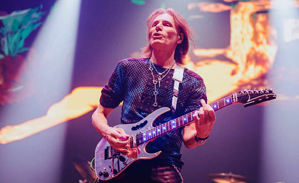 Steve Vai