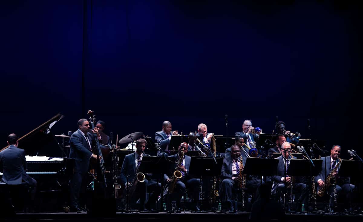 Jazz at Lincoln Center Orchestra (JLCO)