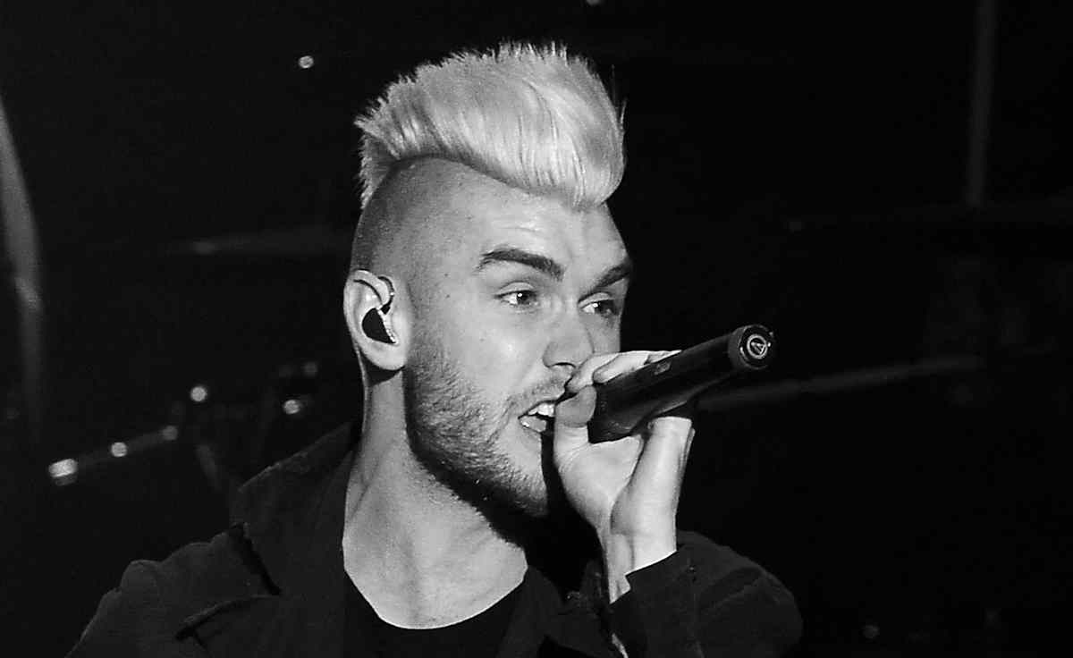 Colton Dixon