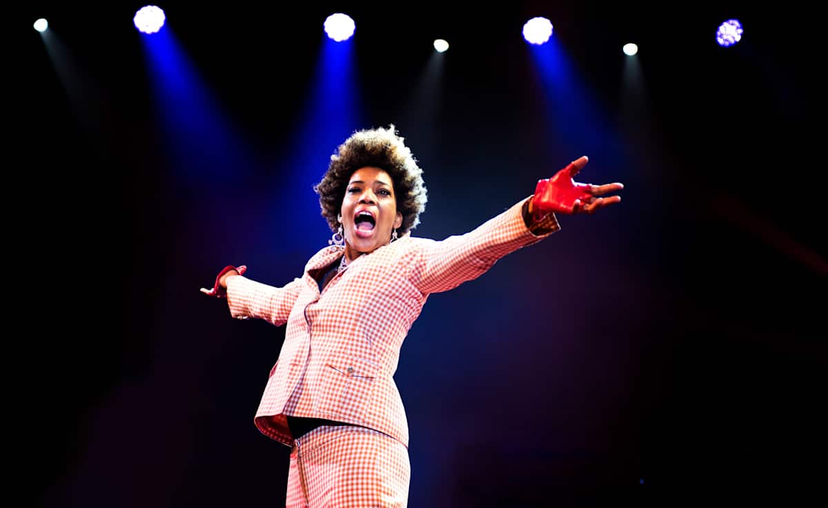 Macy Gray