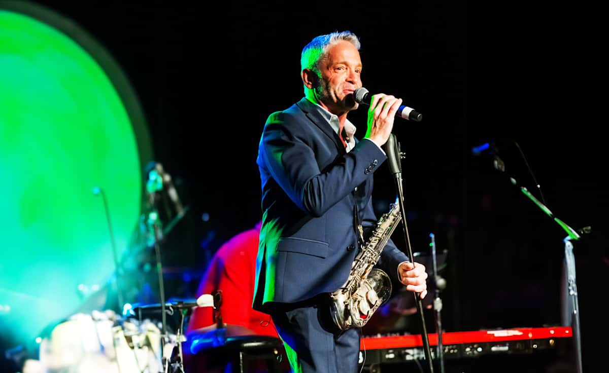 Dave Koz