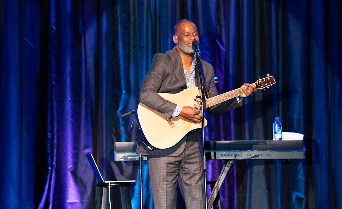 Brian McKnight Tickets Auburn 2025 Concert Dates StubHub