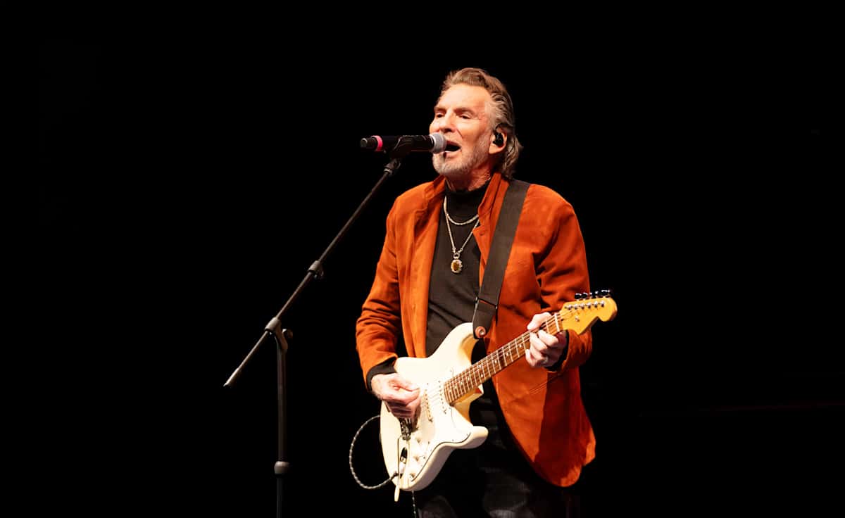Kenny Loggins