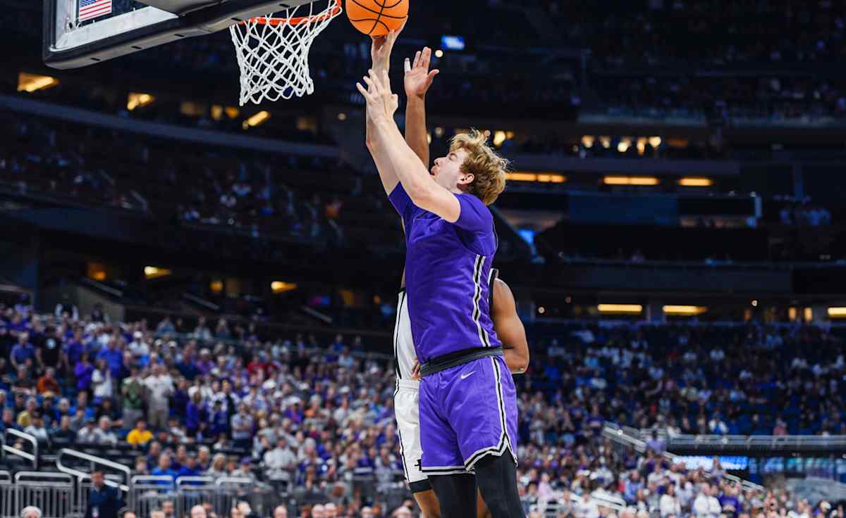 Furman Paladins Basketball