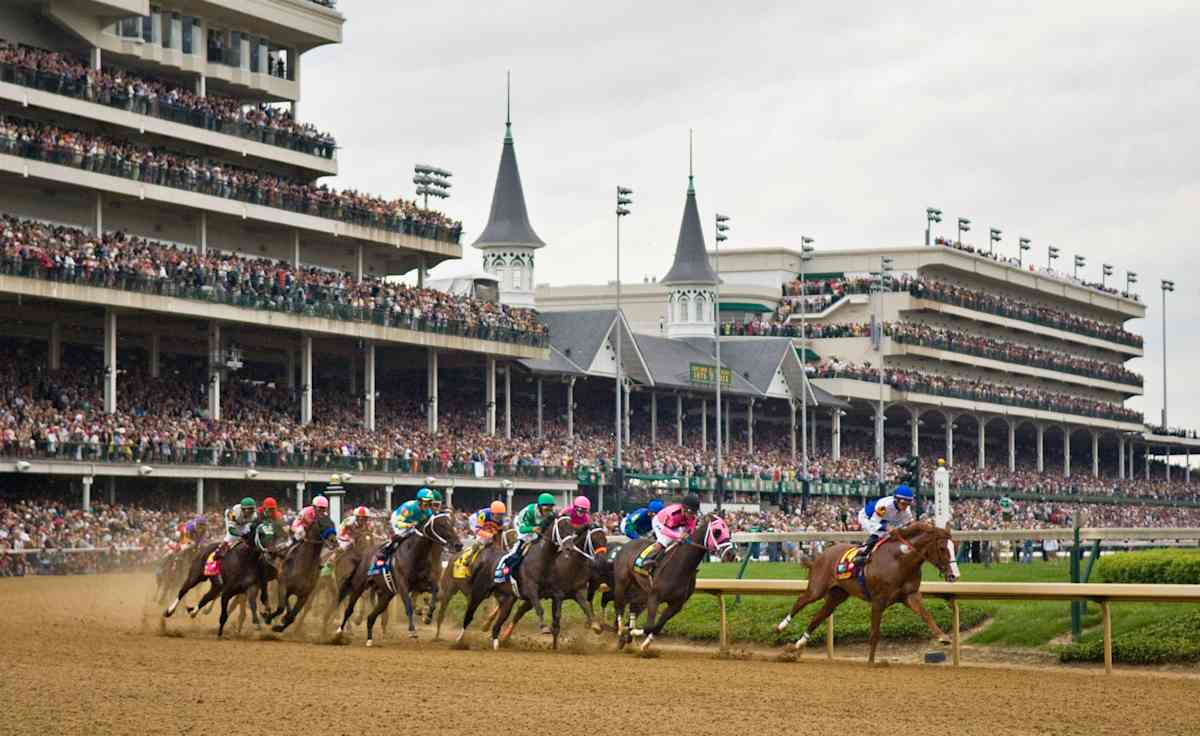Churchill Downs Racing