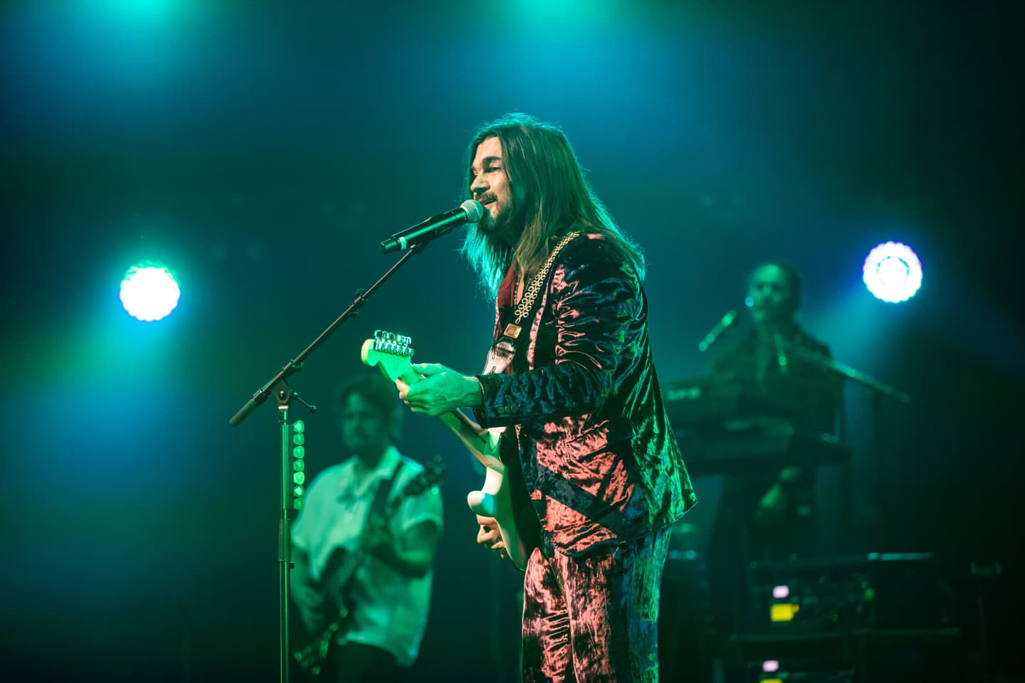 Juanes Tickets Juanes Tour Dates 2025 and Concert Tickets viagogo