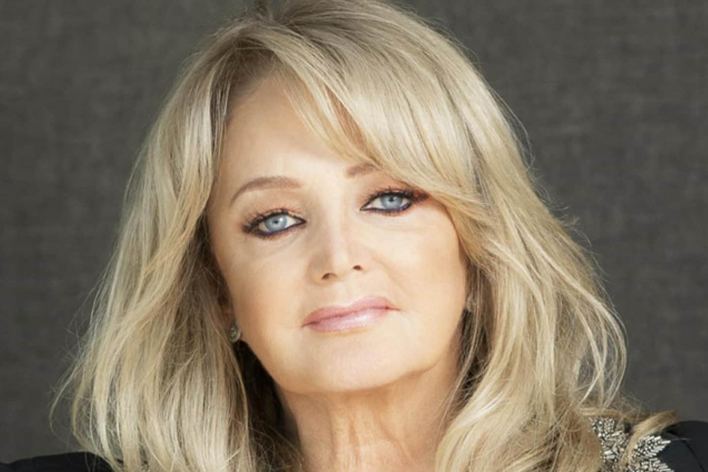  Bonnie Tyler Tour Dates 2023 and Concert Tickets Motiv 