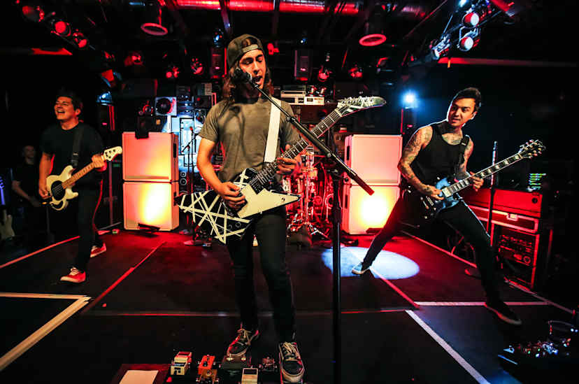 Pierce the Veil Image