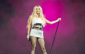 Kesha Tickets