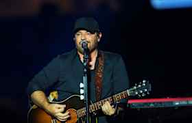 Chris Young Tickets