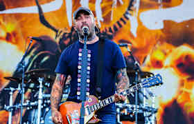 Aaron Lewis Tickets