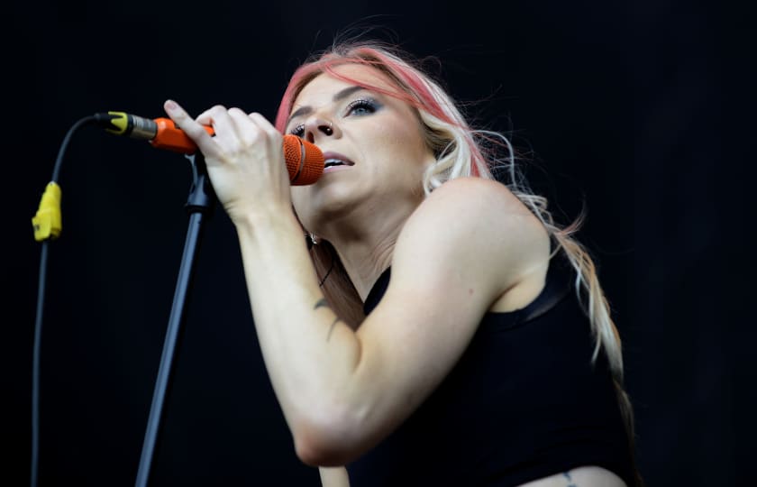 Taylor Acorn Tickets | Taylor Acorn Tour and Concert Tickets - viagogo