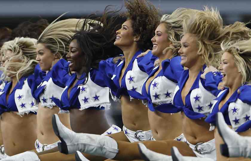 ダラス・カウボーイズ・チアリーダーズ チケット - StubHub
