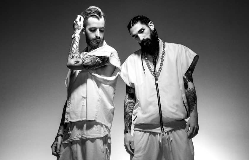 Hoodie up store missio lyrics