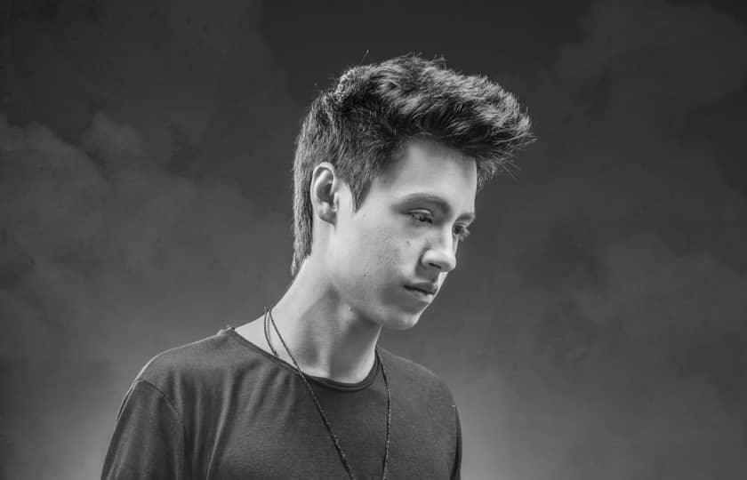 Liu Tickets - Liu Concert Tickets and Tour Dates - StubHub