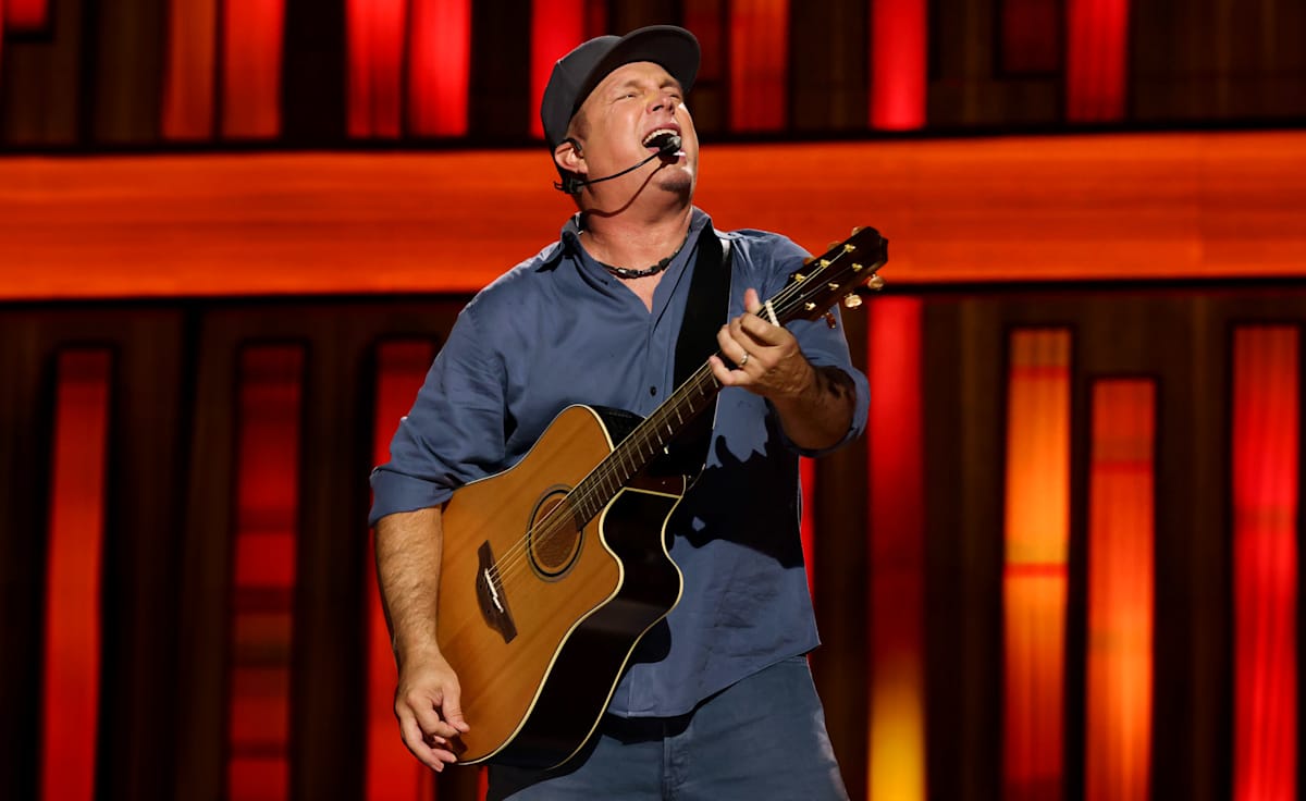 Garth Brooks