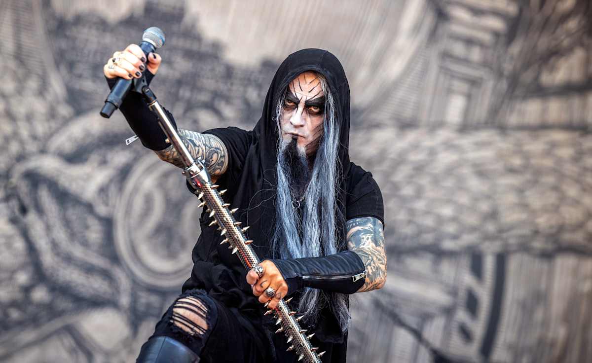 Dimmu Borgir