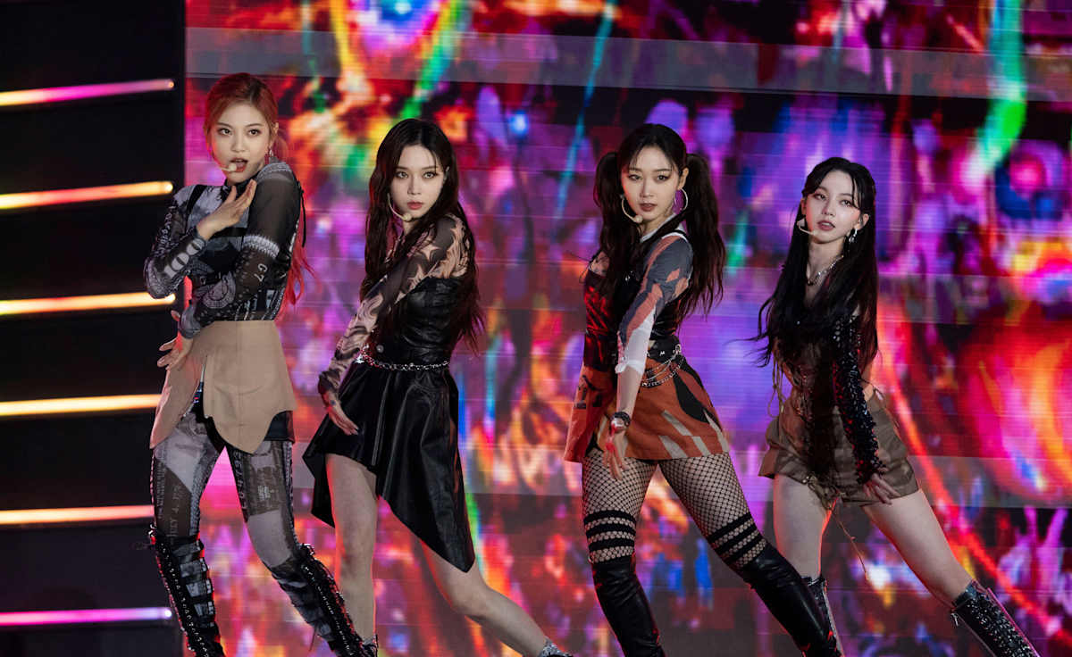 SMTOWN LIVE