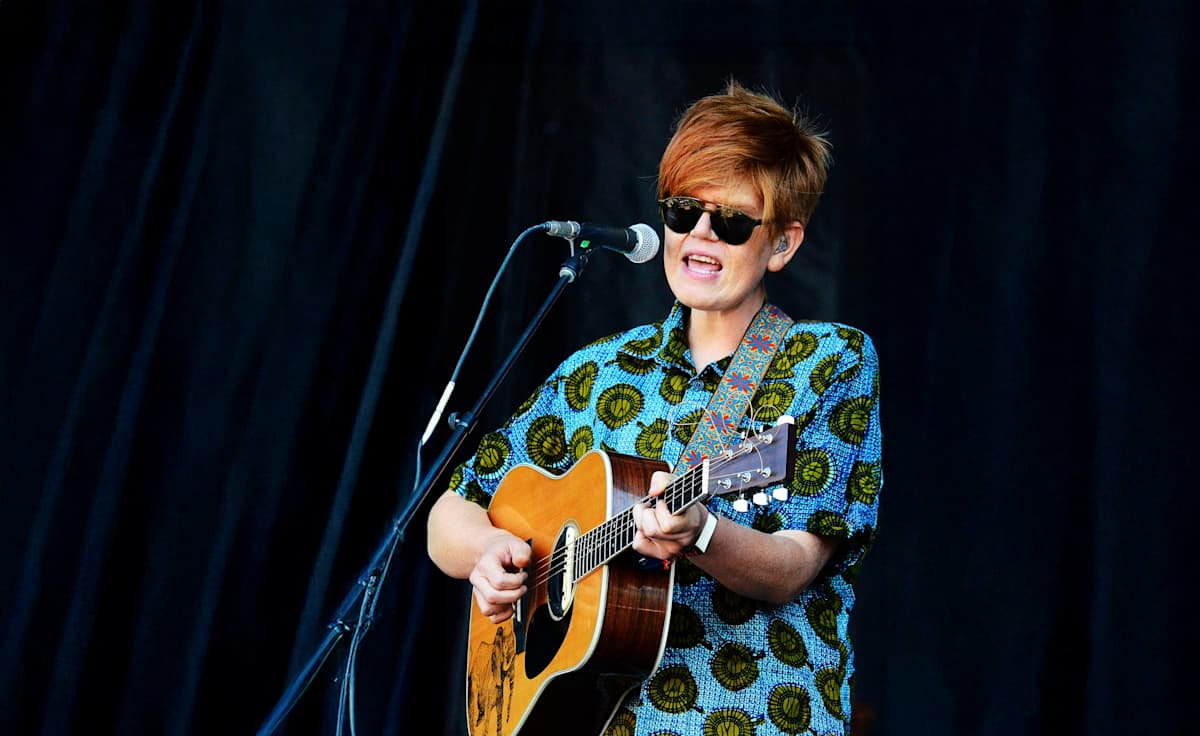 Brett Dennen