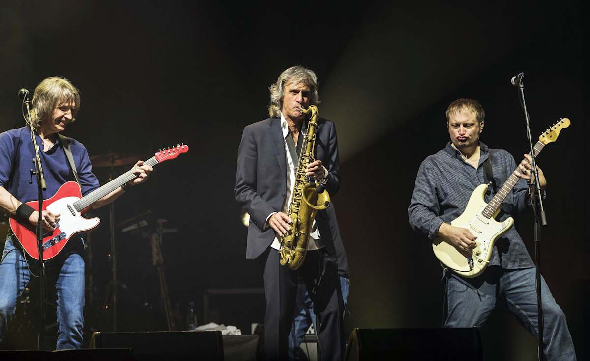 The Dire Straits Experience
