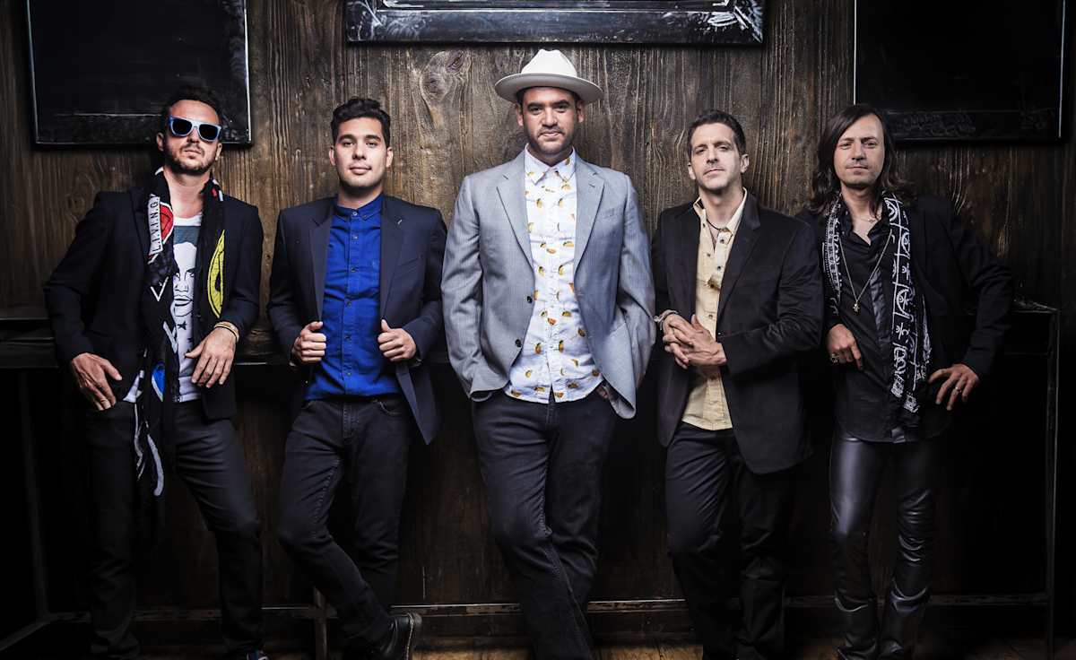 Los Claxons