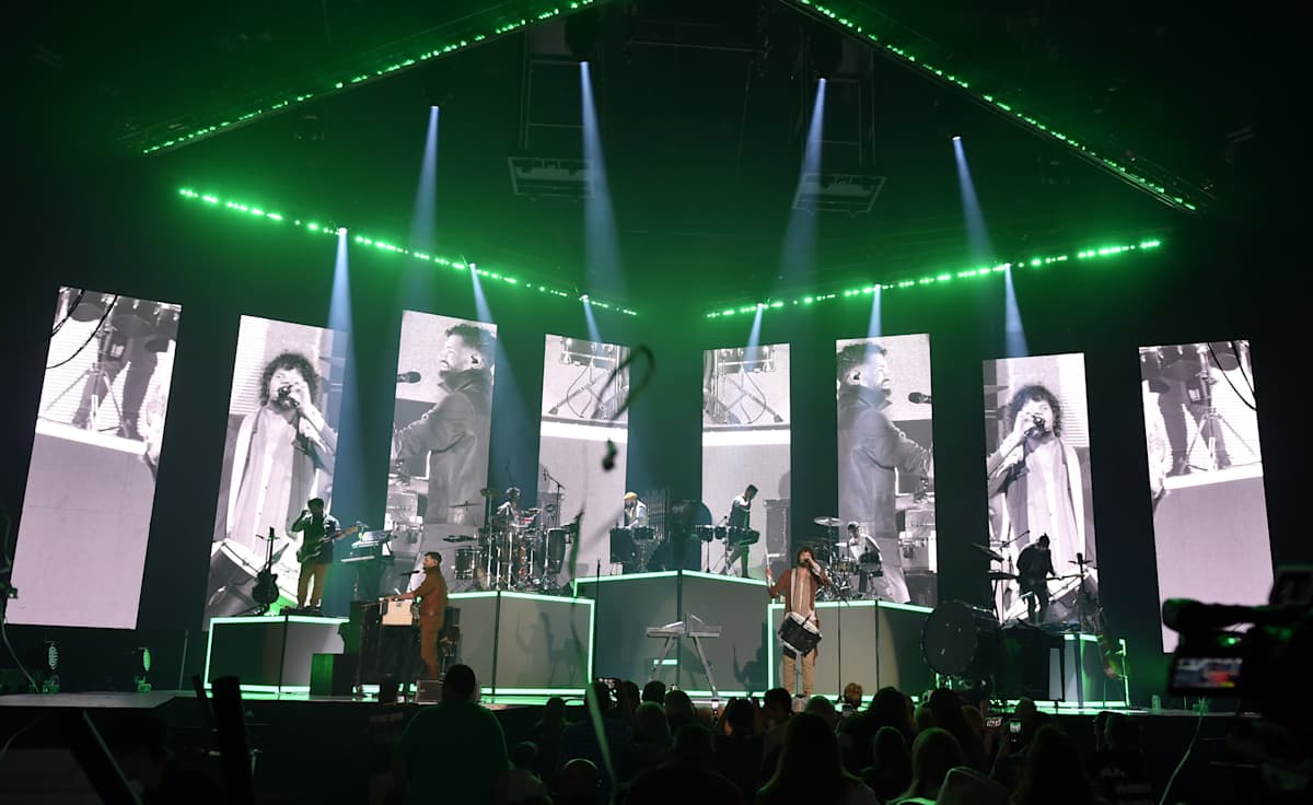 for KING & COUNTRY
