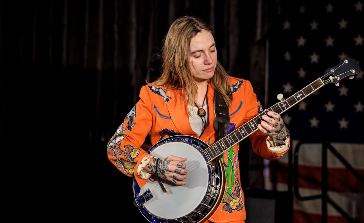 Julien Baker