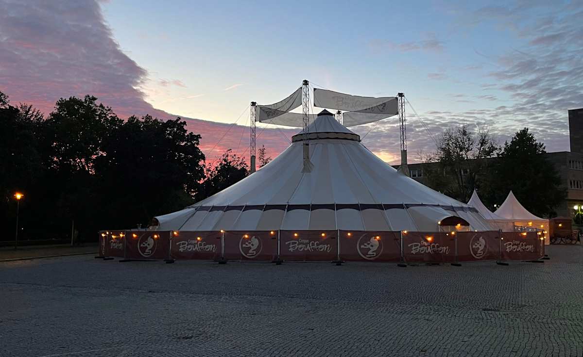 Cirque Bouffon